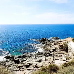 https://meda-chica-roses-canyelles-costa-brava.catalonia-hotels.com